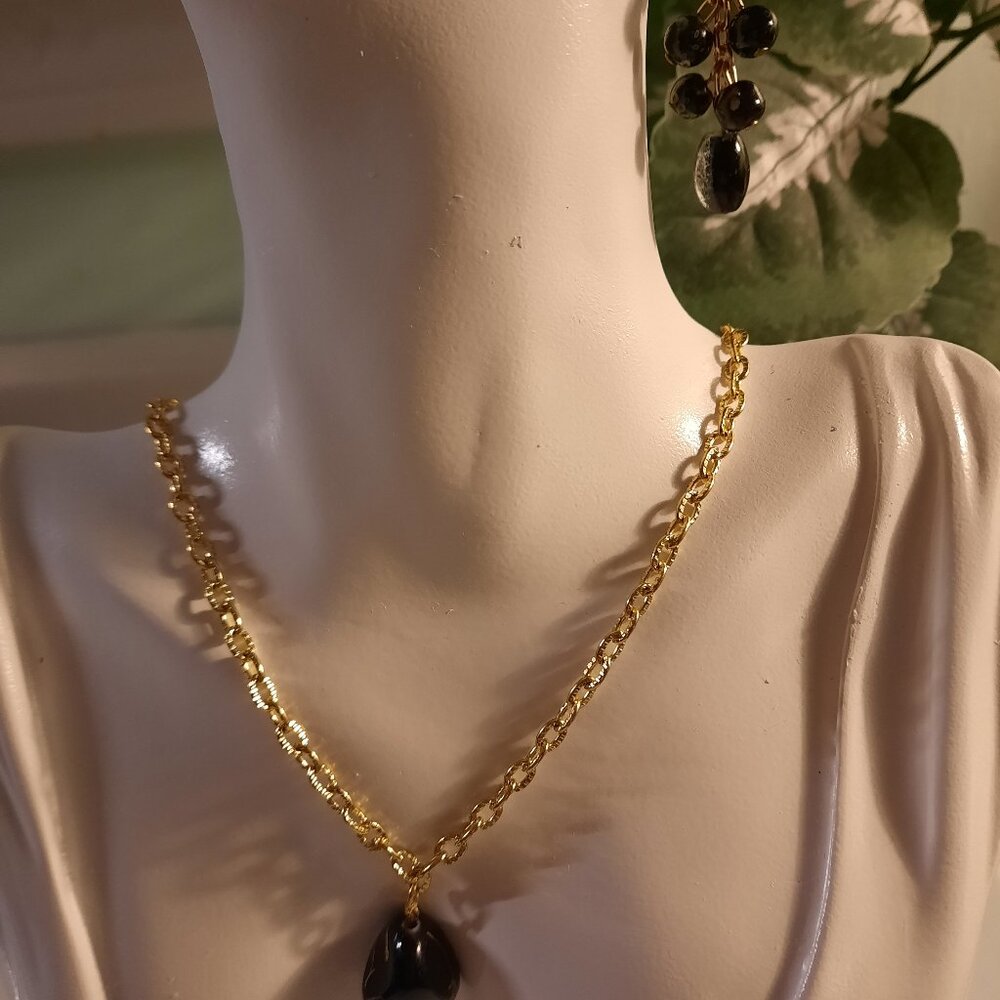 Brand New Handmade Jewelry Set (earrings and necklace)
